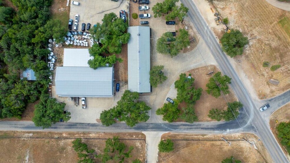 More Photos Of 16299 Fitzhugh Rd, Dripping Springs Warehouse For Sale