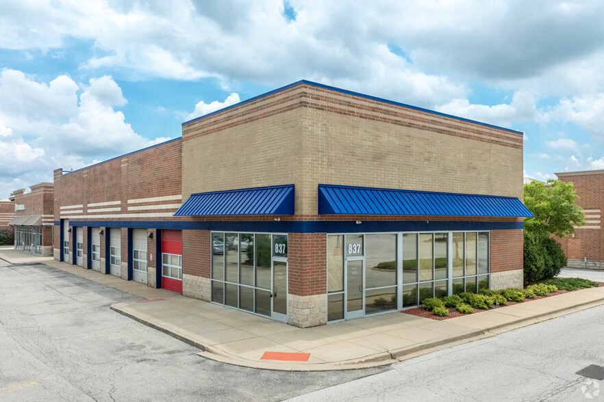 More Photos Of 801-875 N Randall Rd, Batavia Unknown For Lease