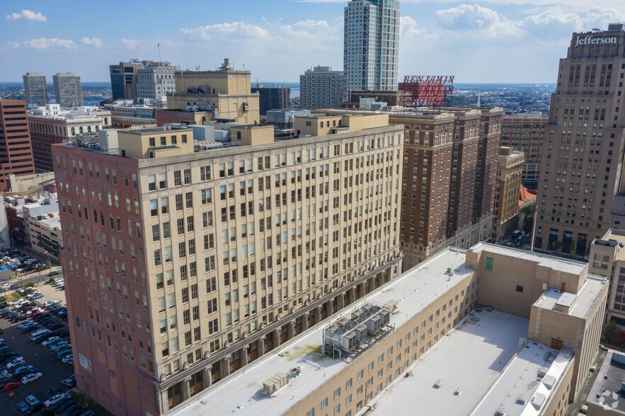 More Photos Of 833 Chestnut St, Philadelphia Medical For Lease