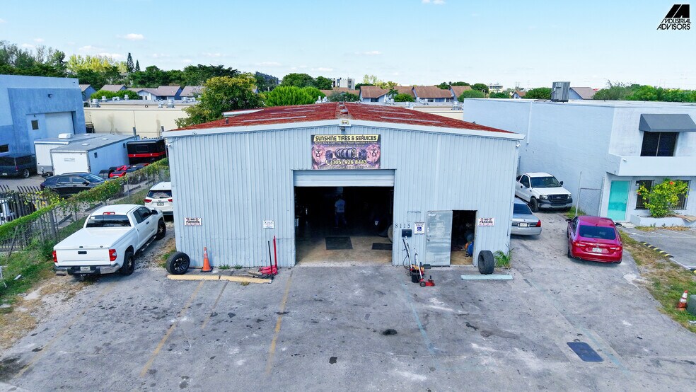 More Photos Of 8115 NW 98th St, Hialeah Manufacturing For Lease