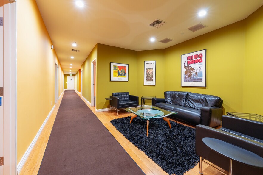 More Photos Of 1415 N Cahuenga Blvd, Los Angeles Loft Creative Space For Sale