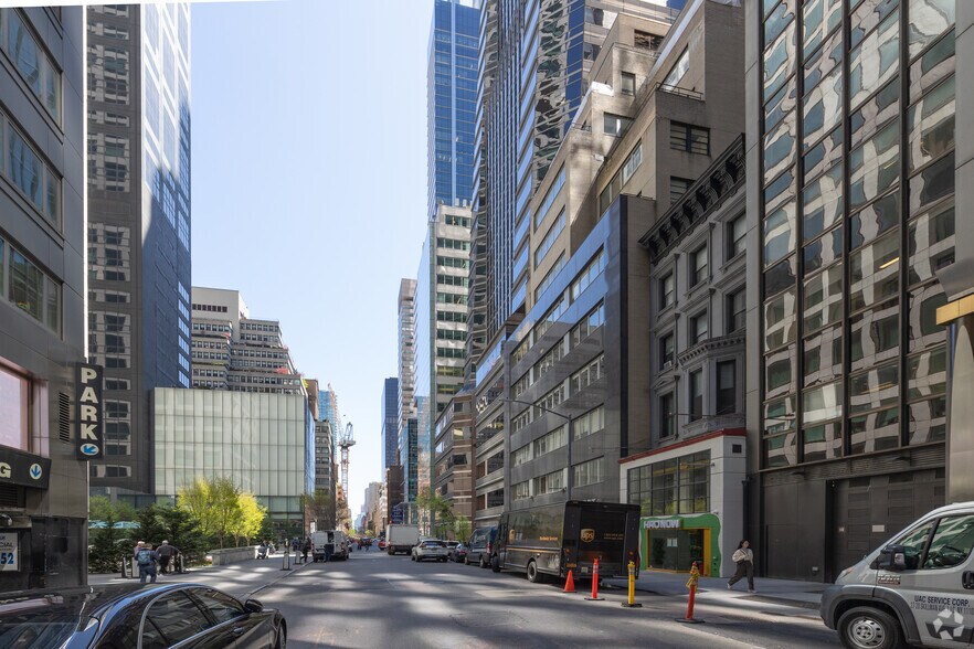 More Photos Of 60 E 56th St, New York Office For Lease
