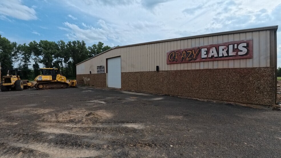 More Photos Of 5800 Midland Blvd, Fort Smith Sports And Entertainment For Lease