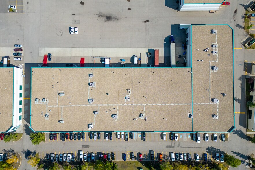 More Photos Of 2150 29th St NE, Calgary Warehouse For Lease