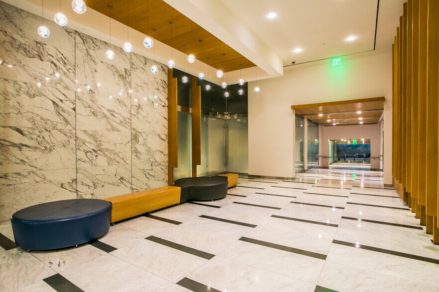 More Photos Of 300 S 4th St, Las Vegas Office For Lease
