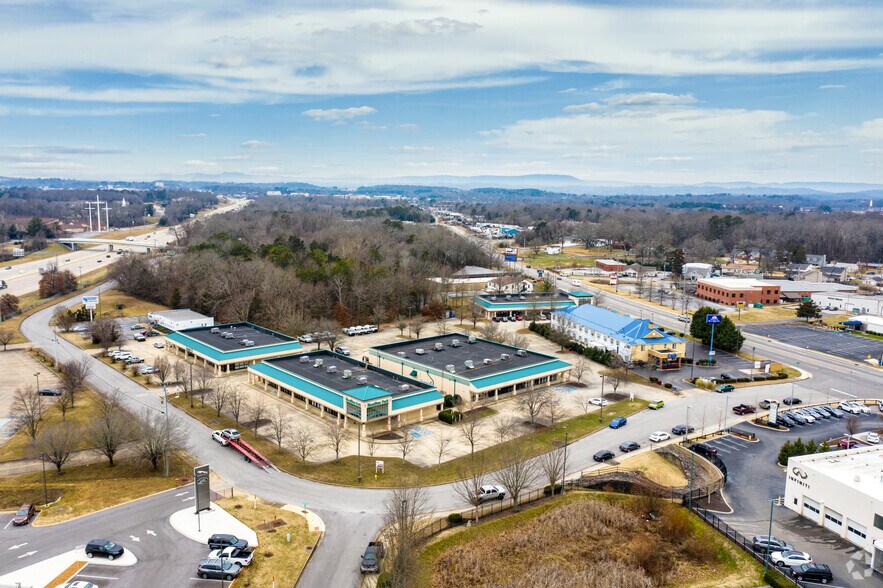 More Photos Of 7625 Hamilton Park Dr, Chattanooga Unknown For Lease