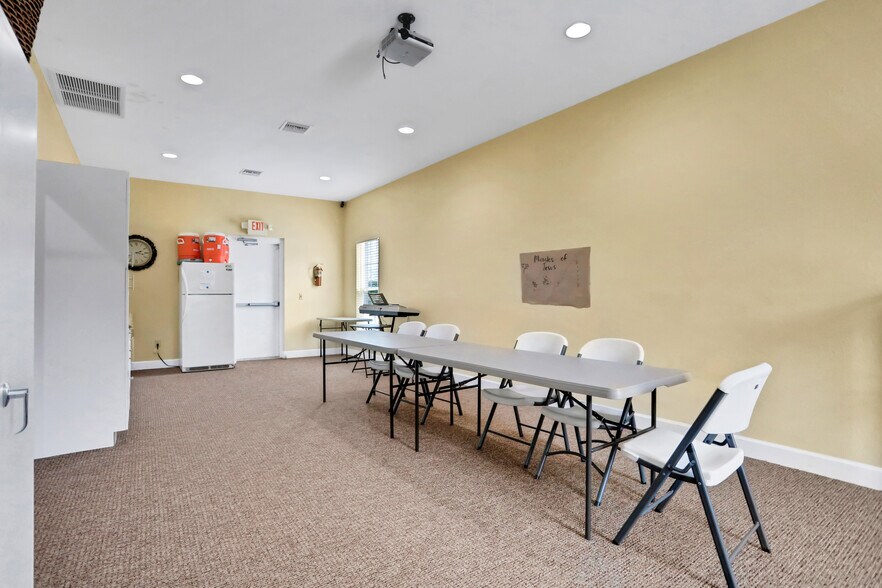 More Photos Of 1495 Herbert St, Port Orange Religious Facility For Sale