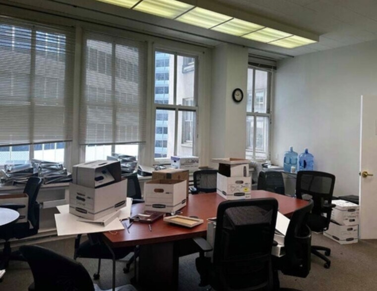 More Photos Of 18-22 Battery St, San Francisco Office For Lease
