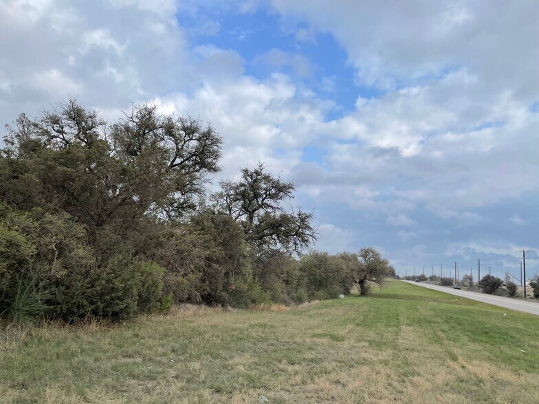 More Photos Of 8160 U.S. 281 hwy, Marble Falls Land For Sale