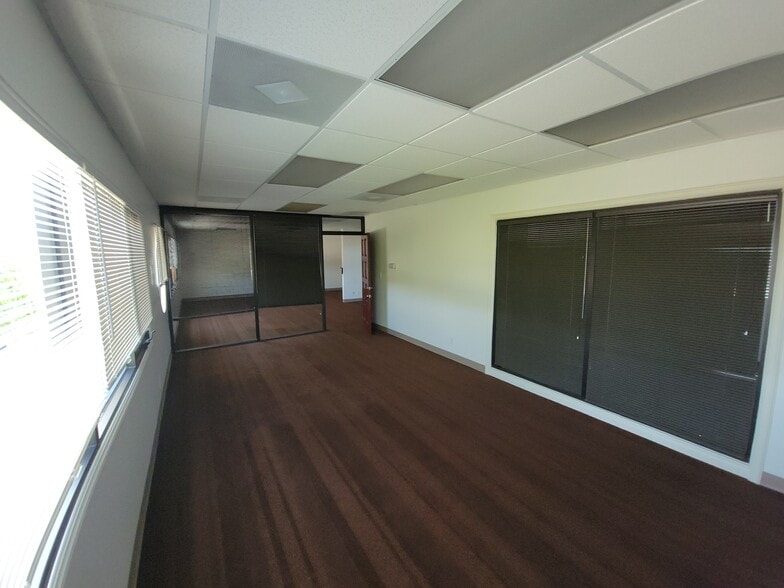 More Photos Of 539 E Garvey Ave, Monterey Park Office For Lease