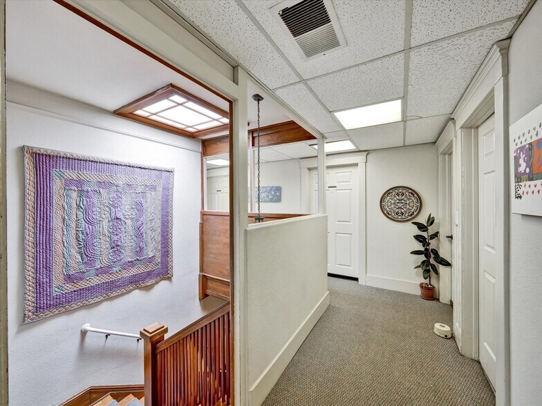 More Photos Of 825 College Ave, Santa Rosa Medical For Lease