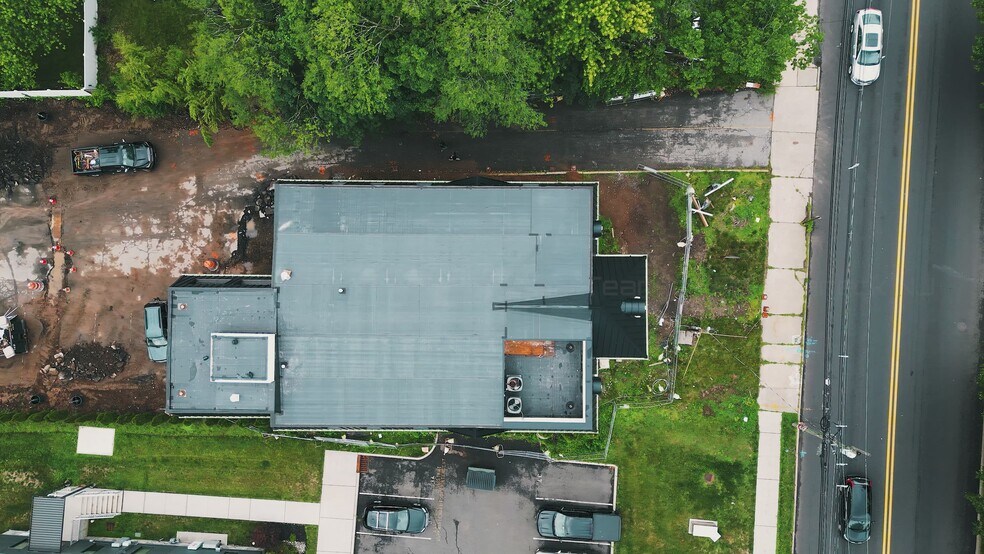 Primary Photo Of 639 Teaneck Rd, Teaneck Office For Lease