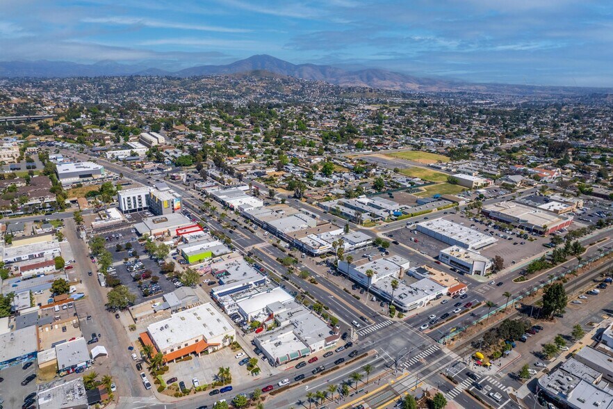 More Photos Of 7918 Broadway, Lemon Grove Storefront For Sale