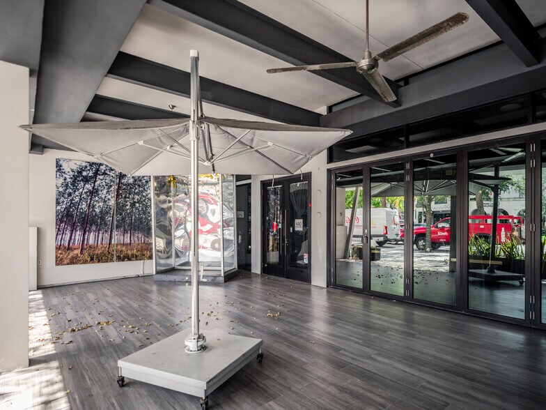 More Photos Of 125-127 Miracle Mile, Coral Gables Storefront For Lease