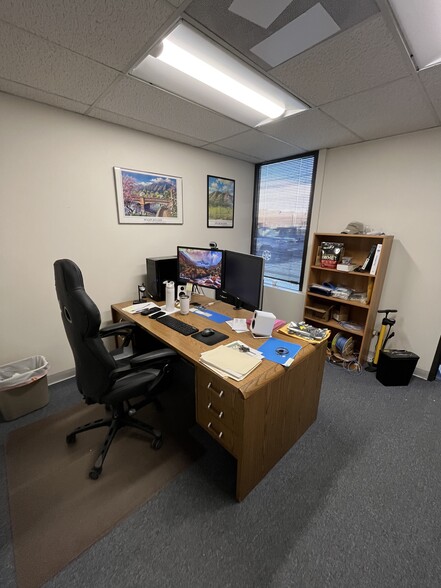 More Photos Of 4699 Nautilus Ct S, Boulder Light Distribution For Lease