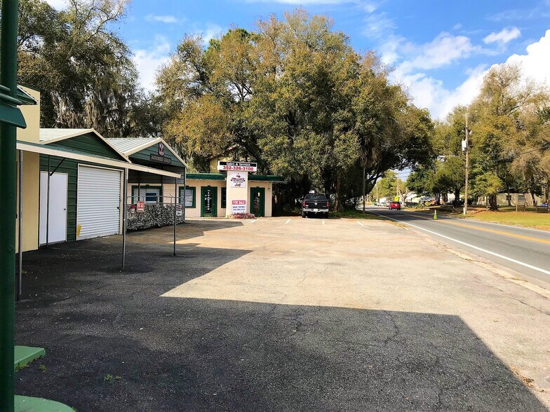 More Photos Of 100 N Dixie Ave, Fruitland Park Storefront Retail Office For Sale