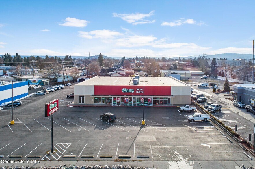 204 W Appleway Ave  