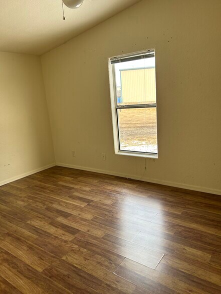 More Photos Of 1328 State Route 89, Chino Valley Office For Sale