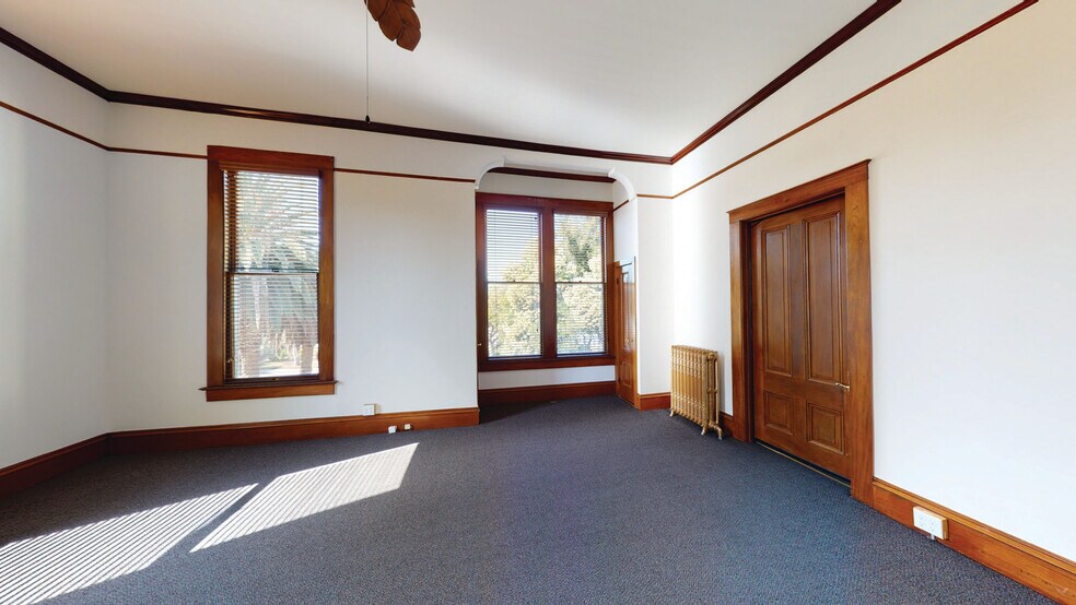 More Photos Of 1040 Noel Dr, Menlo Park Office For Lease
