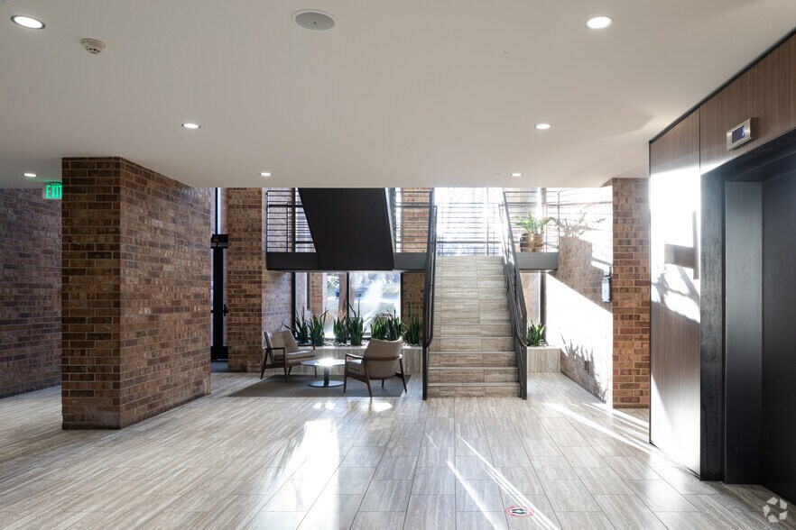 More Photos Of 1526 Cole Blvd, Lakewood Office For Lease