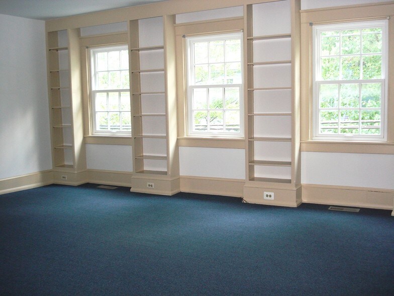 More Photos Of 222 Severn Ave, Annapolis Office For Lease