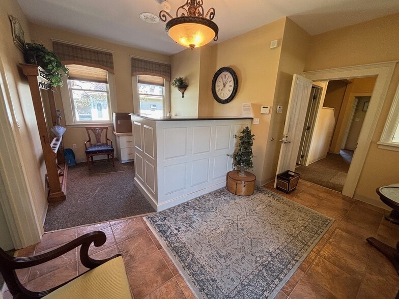 More Photos Of 166 N Main St, Southington Office For Sale