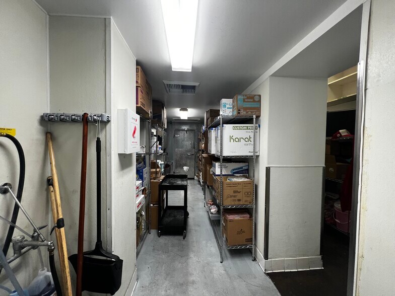 More Photos Of 119-131 Broadway, Santa Monica Office For Lease