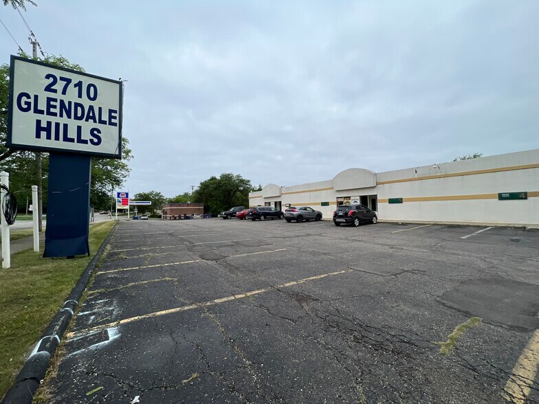 More Photos Of 2710 W Court St, Flint Office For Sale