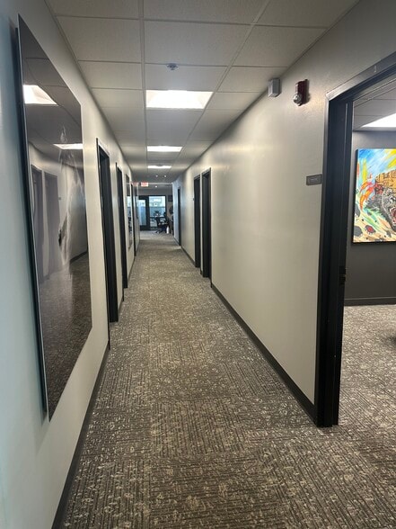 More Photos Of 4919 W Laurel St, Tampa Medical For Sale