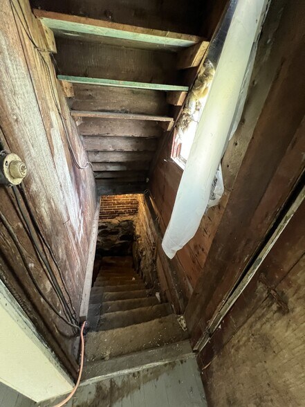 More Photos Of 271 Main St, Union Apartments For Sale