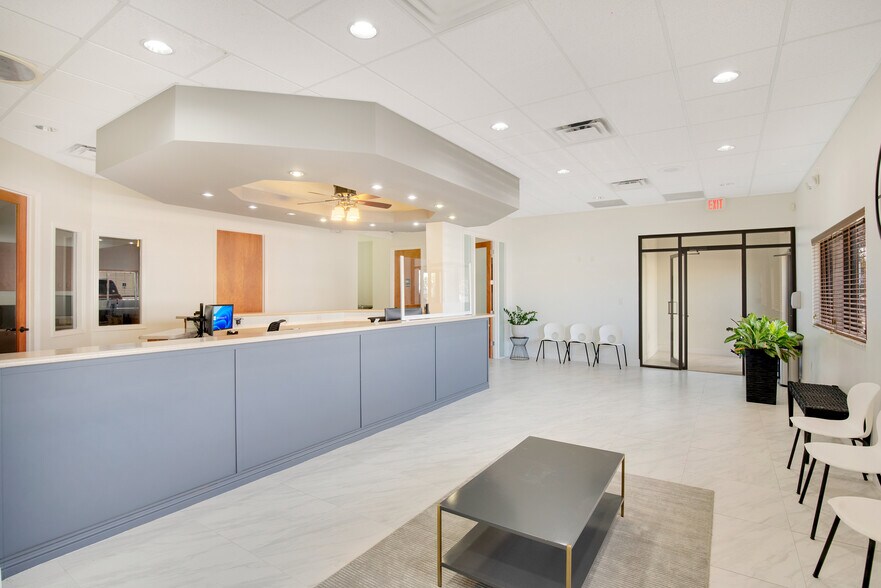 More Photos Of 1215-1221 W Fairbanks Ave, Orlando Medical For Lease