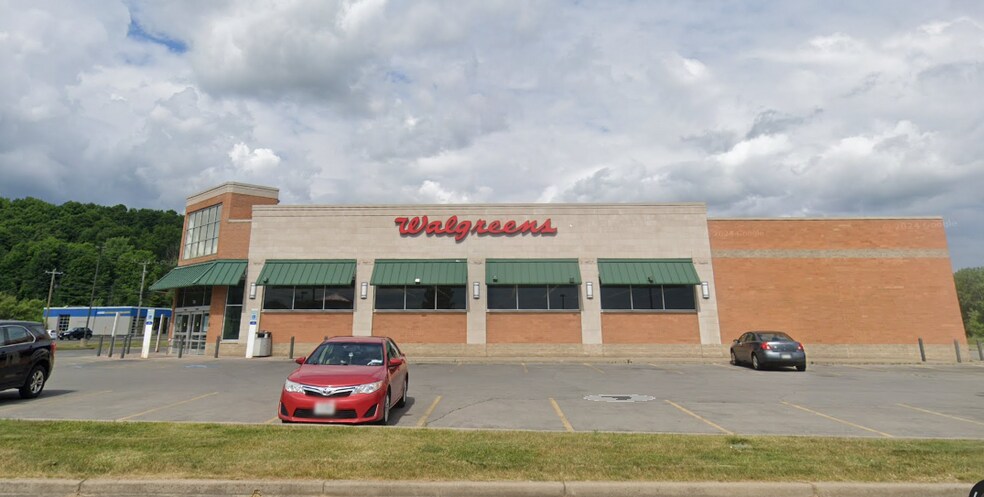 More Photos Of 709 W Union St, Newark Drugstore For Sale