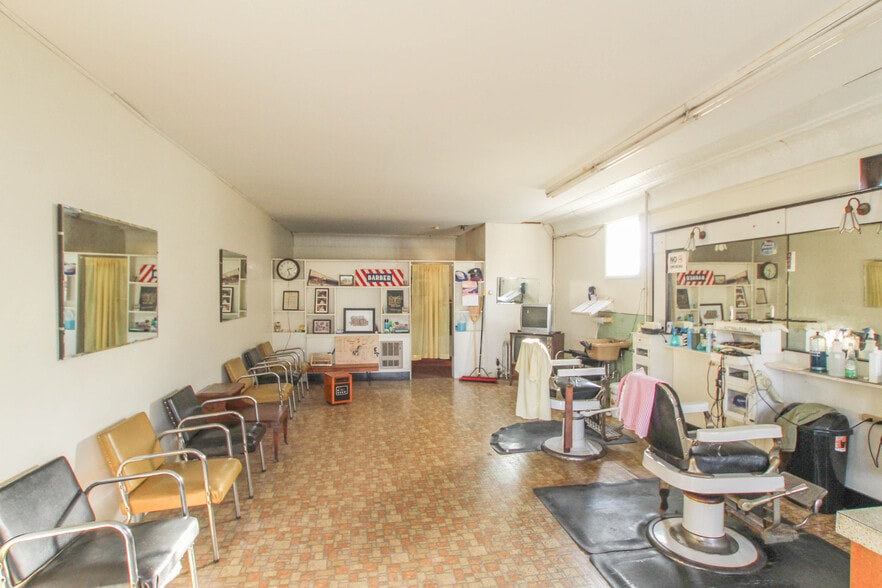 More Photos Of 756 Main St, Tatamy Medical For Lease