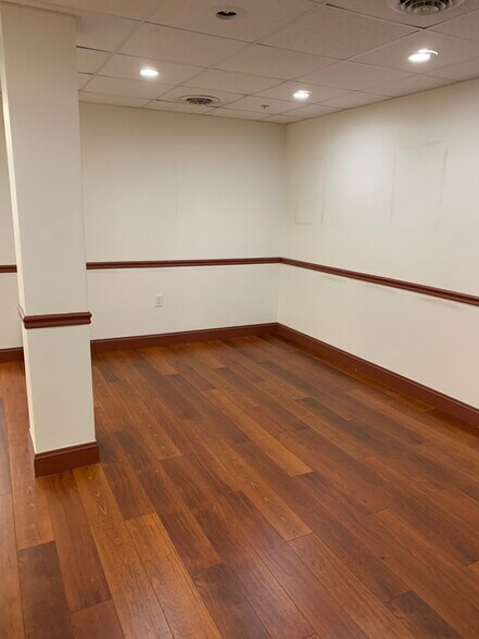More Photos Of 5430 Campbell Blvd, White Marsh Medical For Lease