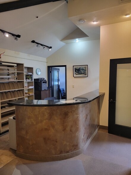 More Photos Of 919 12th Pl, Prescott Medical For Sale