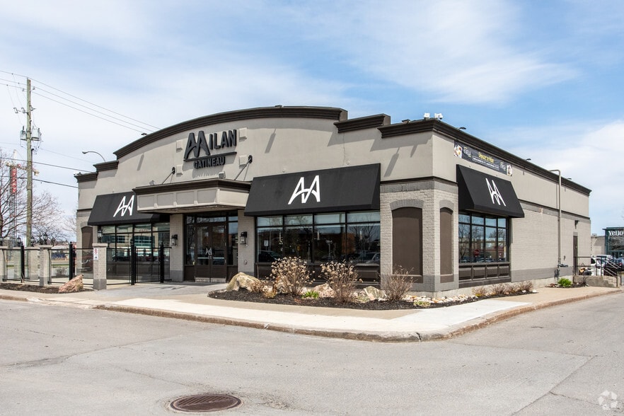 More Photos Of 740 Boul Maloney O, Gatineau Restaurant For Lease