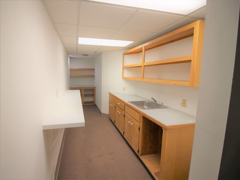 More Photos Of 227 Chelmsford St, Chelmsford Medical For Lease