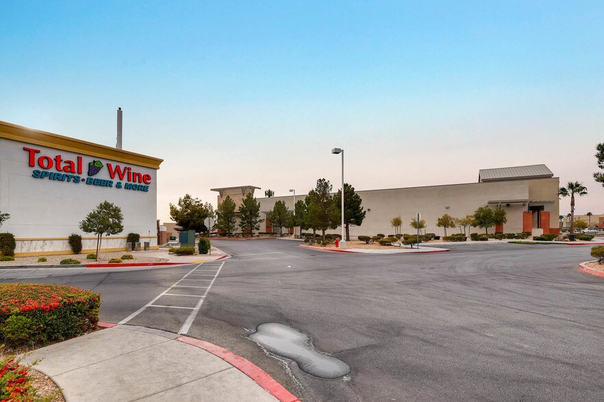 More Photos Of 820 S Rampart Blvd, Las Vegas Storefront For Lease
