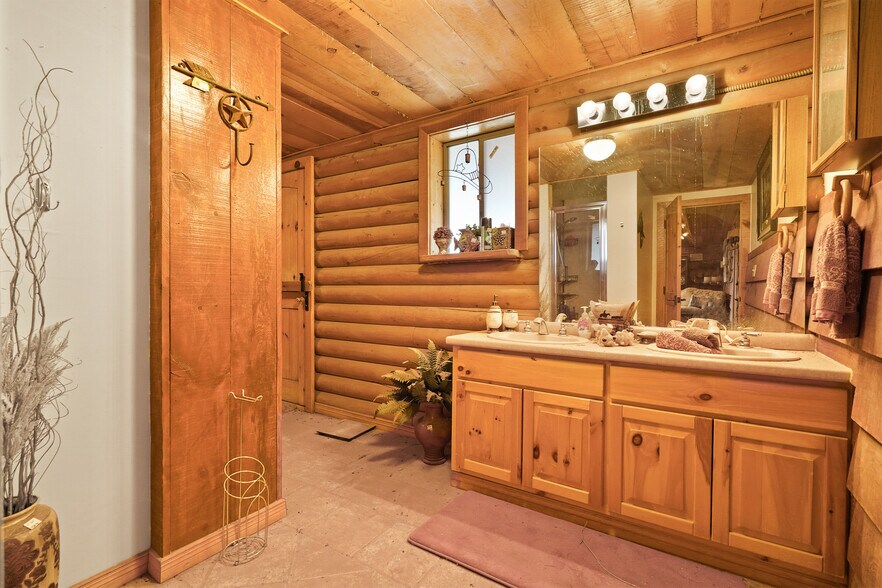 More Photos Of 1100 S Vinton Rd, Anthony Land For Sale