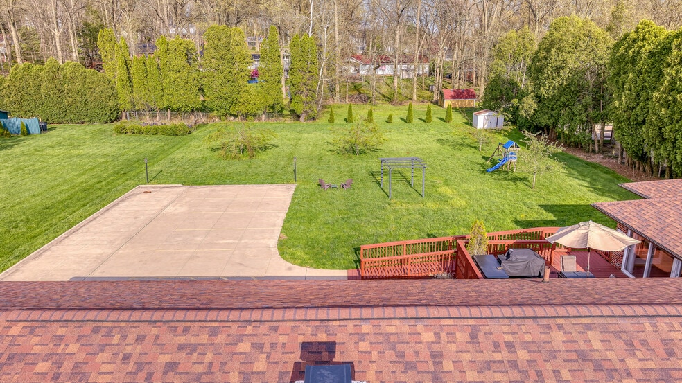 More Photos Of 327 S Miller Rd, Fairlawn Assisted Living For Sale