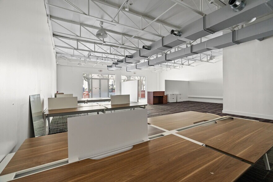 More Photos Of 127 N Magnolia Ave, Orlando Loft Creative Space For Sale