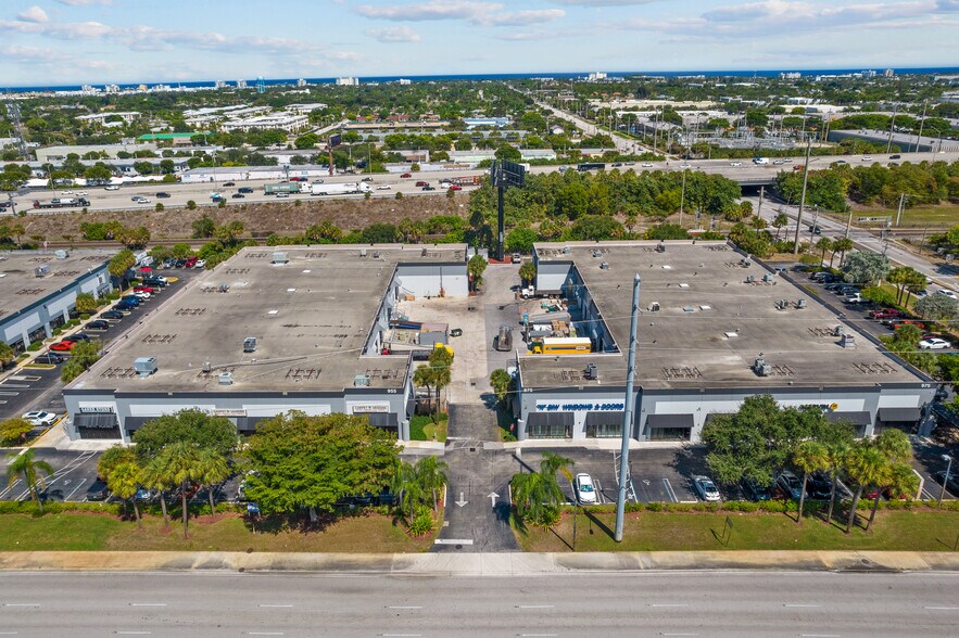 More Photos Of 955 S Congress Ave, Delray Beach Showroom For Lease