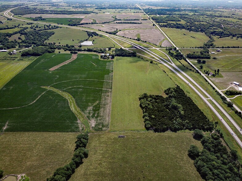 More Photos Of Eveningstar-K-10 Hwy Desoto KS, De Soto Land For Sale