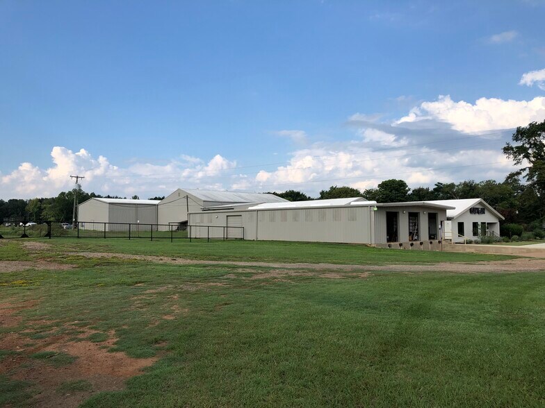 More Photos Of 15393 Highway 64 W, Tyler Refrigeration Cold Storage For Lease