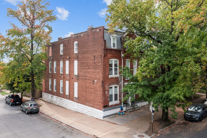 More Photos Of 2722 Miami St, Saint Louis Apartments For Sale