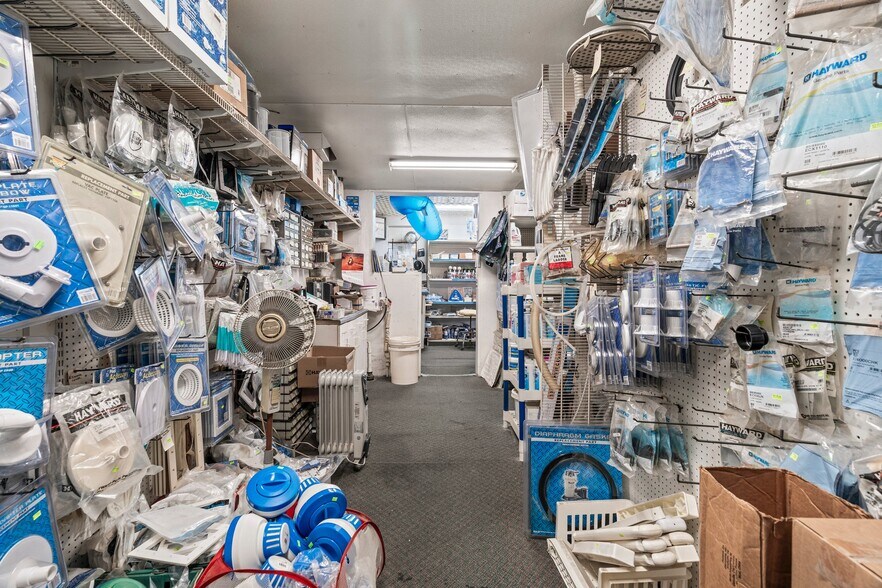 More Photos Of 13044 Bustleton Ave, Philadelphia Medical For Sale