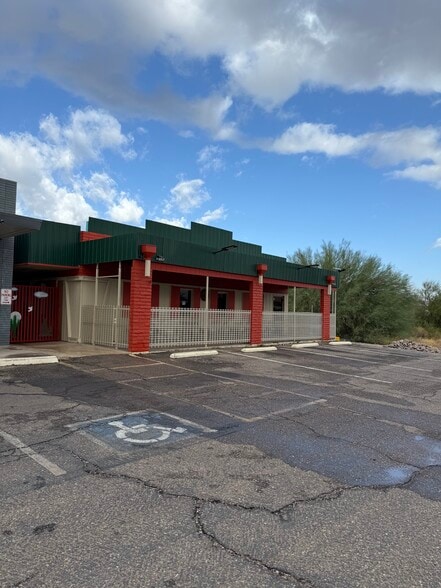 More Photos Of 627 N 2nd Ave, Ajo Restaurant For Sale