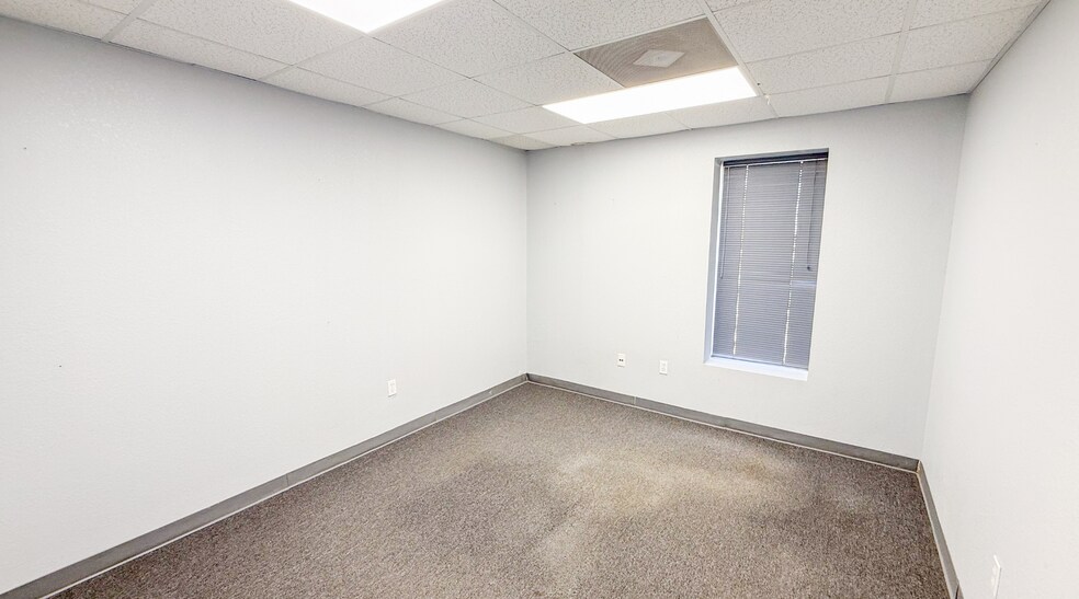 More Photos Of 3611 E State Highway 158, Midland Unknown For Lease