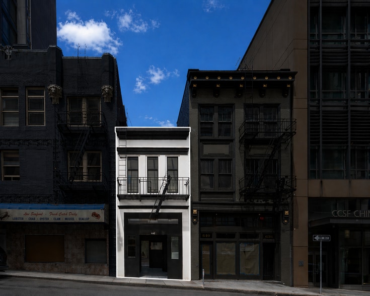 More Photos Of 642 Washington St, San Francisco Storefront Retail Residential For Lease