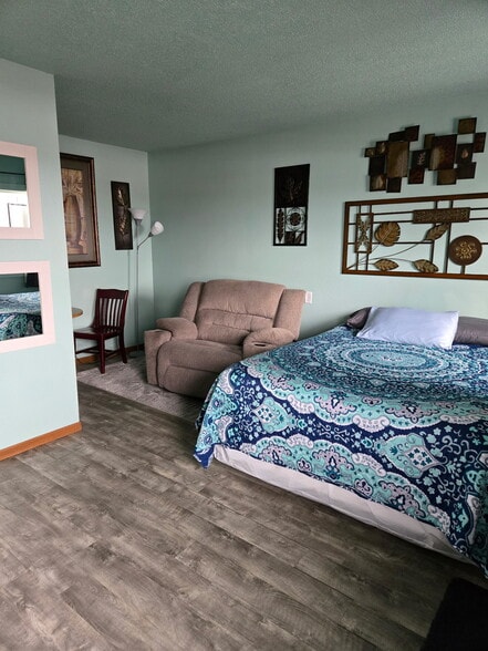 More Photos Of 300 Highway 7, Clara City Hotel For Sale